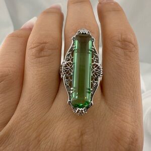 Vintage Green Pendant Silver Filigree Ring